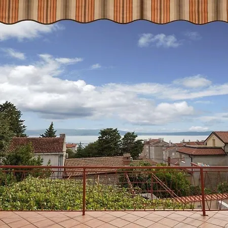 Modernes Mit Panoramablick Zum Meer Und Ortsmitte
