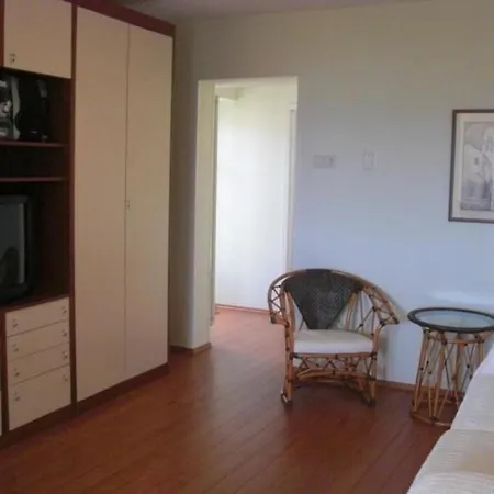 Appartement Modernes Mit Panoramablick Zum Meer Und Ortsmitte *