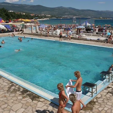 Modernes Mit Panoramablick Zum Meer Und Ortsmitte *